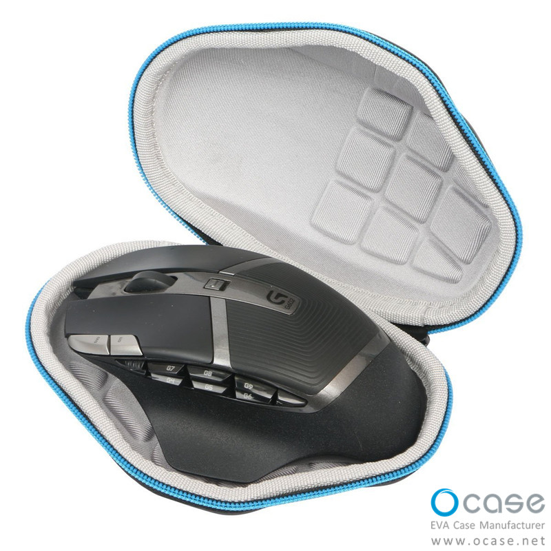 Logitech Mouse Compact Case.01